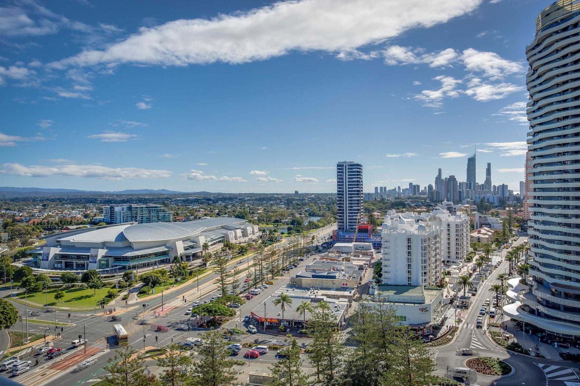 Mantra Broadbeach On The Park Gold Coast Exterior photo