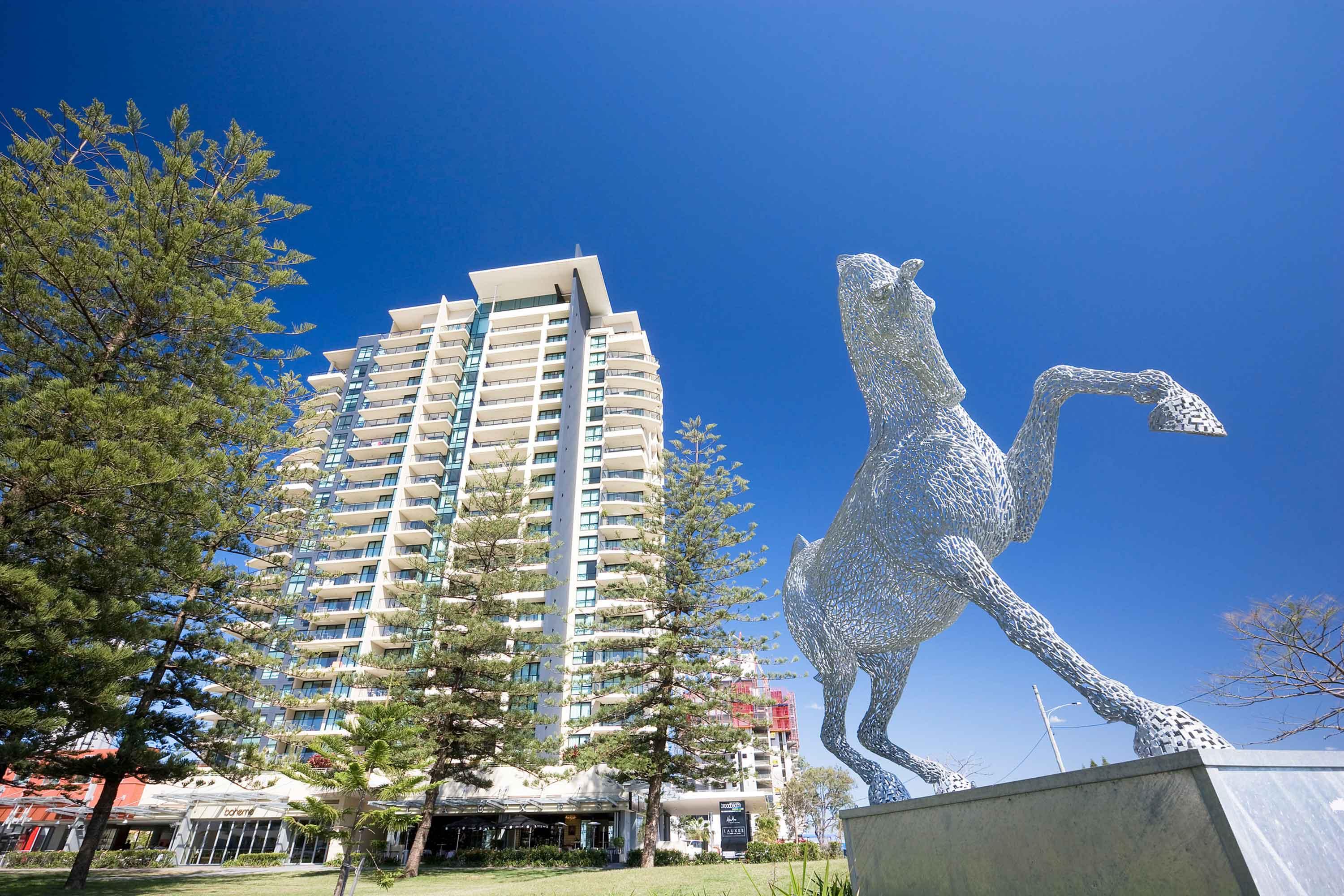 Mantra Broadbeach On The Park Gold Coast Exterior photo