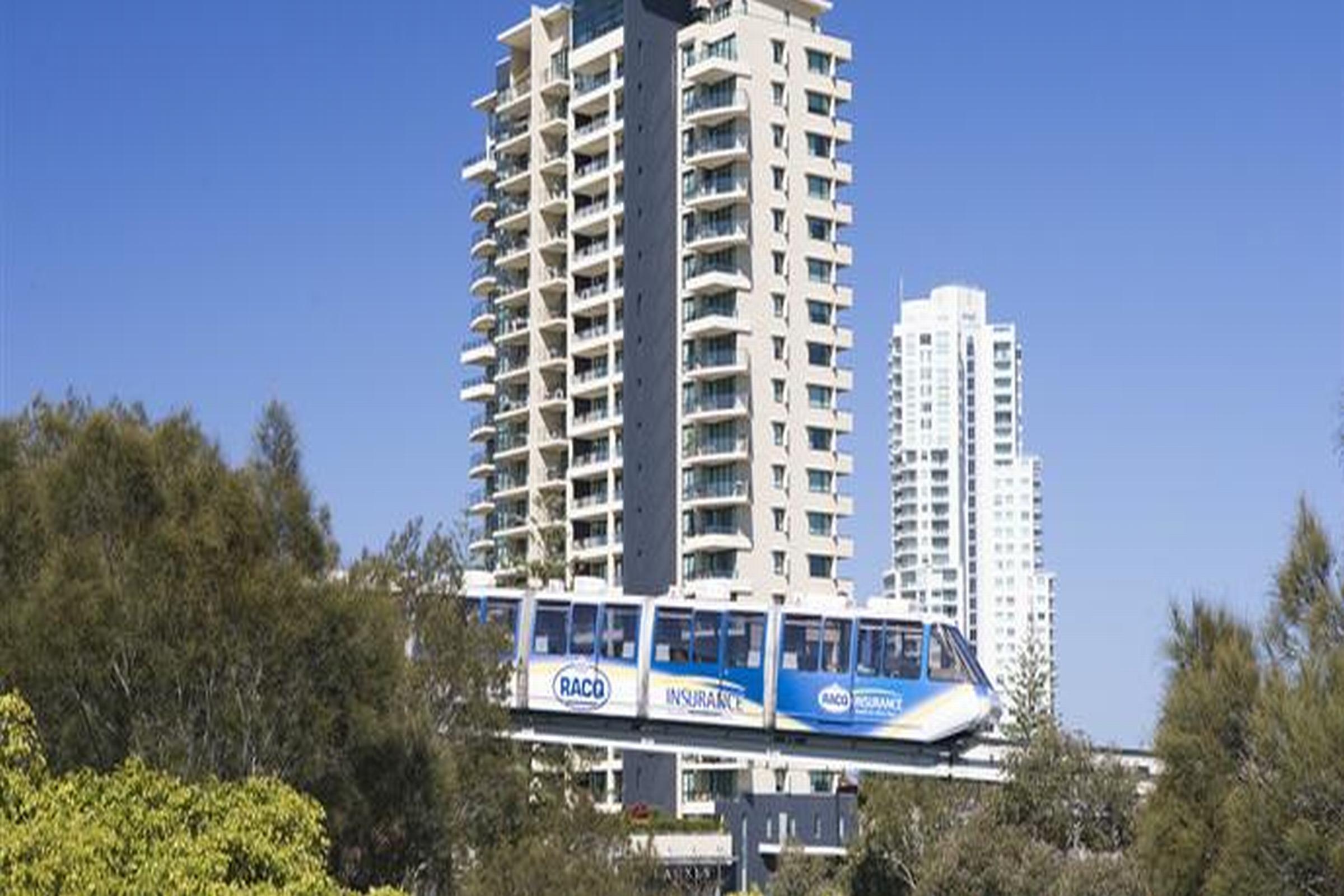 Mantra Broadbeach On The Park Gold Coast Exterior photo