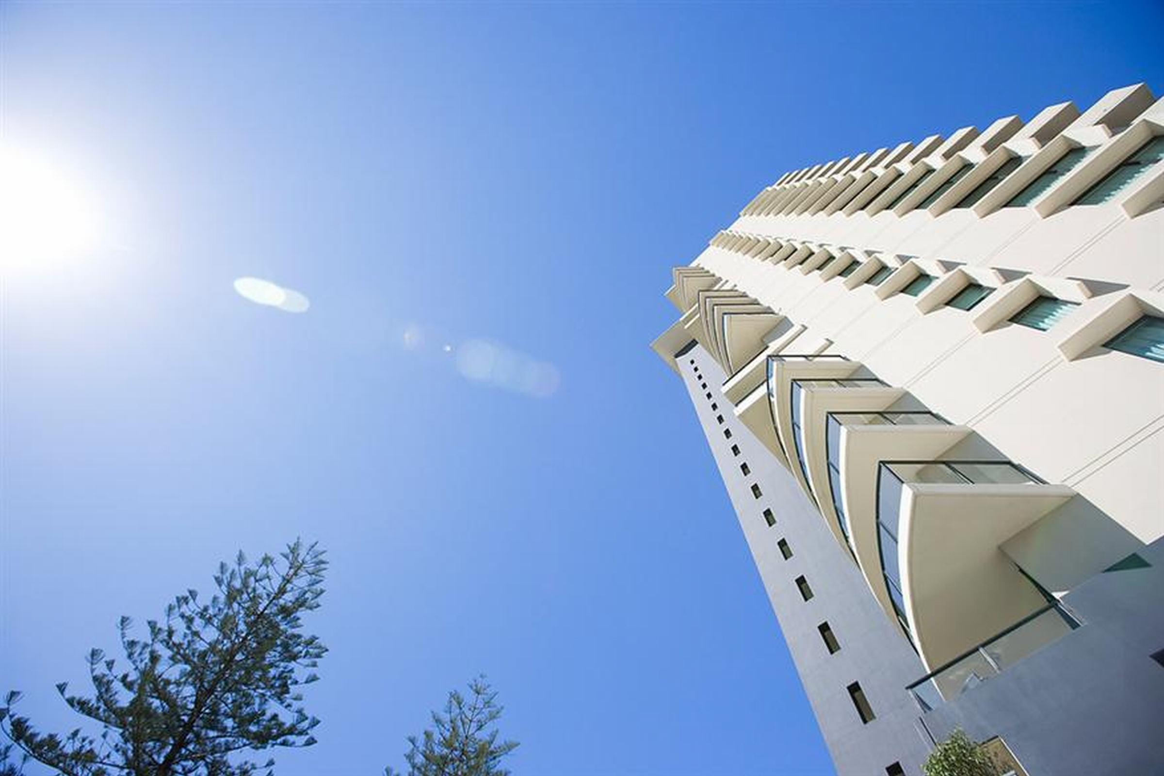 Mantra Broadbeach On The Park Gold Coast Exterior photo