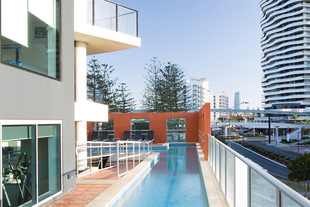 Mantra Broadbeach On The Park Gold Coast Exterior photo